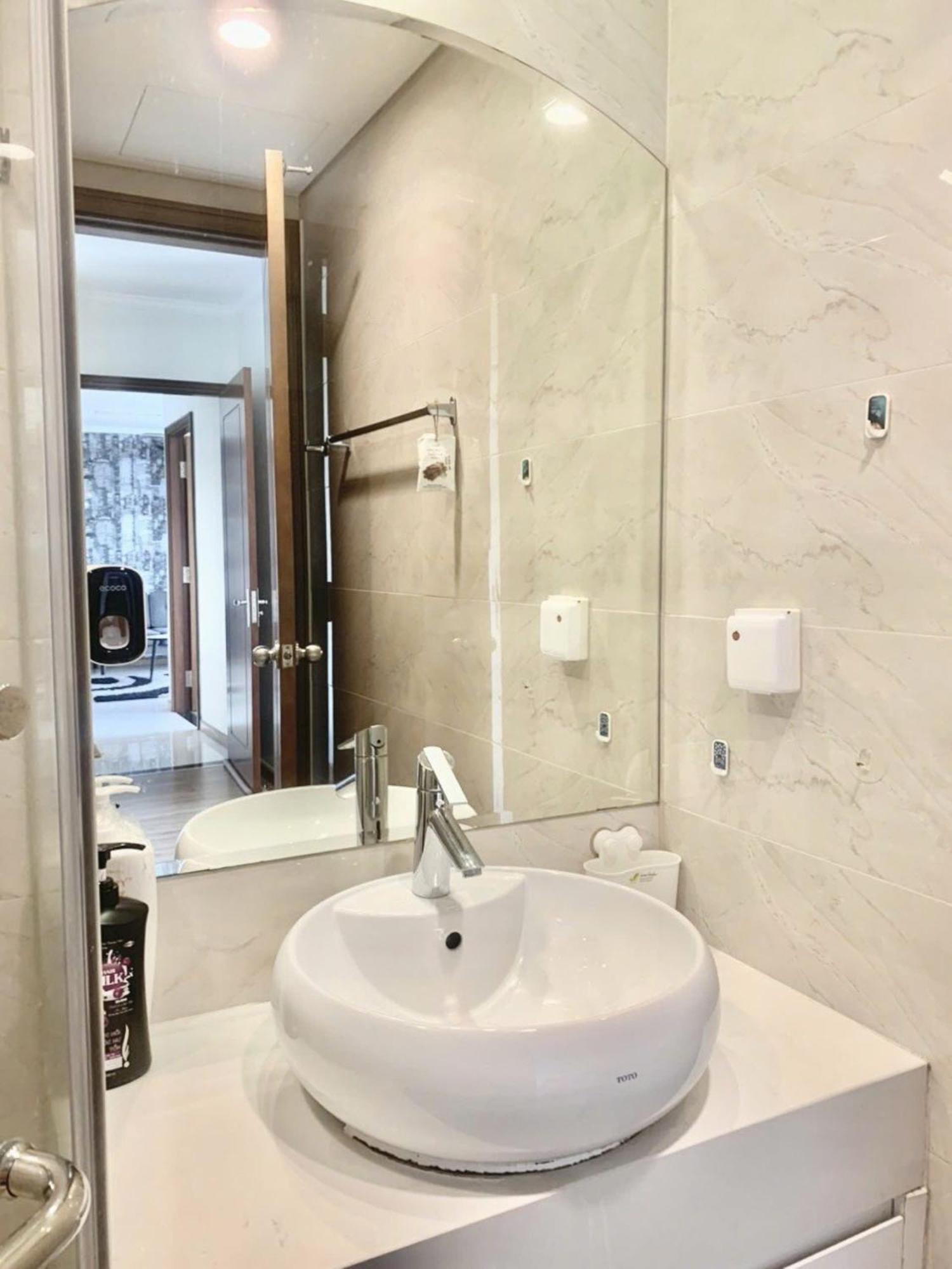 Mott Haven Apart - Vinhomes Central Park, Landmark 81 Area & Ice Rink Ciudad Ho Chi Minh  Exterior foto